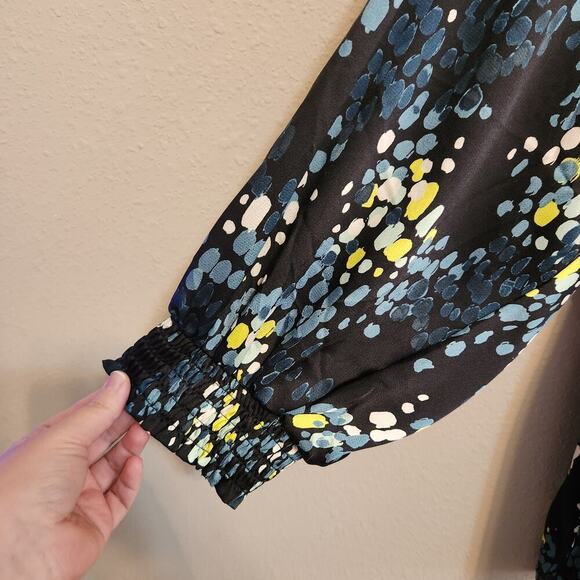 Torrid Satin‎ Surplice Size 6 Tie Cut Out Back Long Sleeve Blouse - Picture 5 of 13